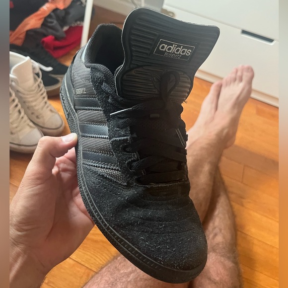 LIKE NEW ADIDAS BUSENITZ - Picture 2 of 9